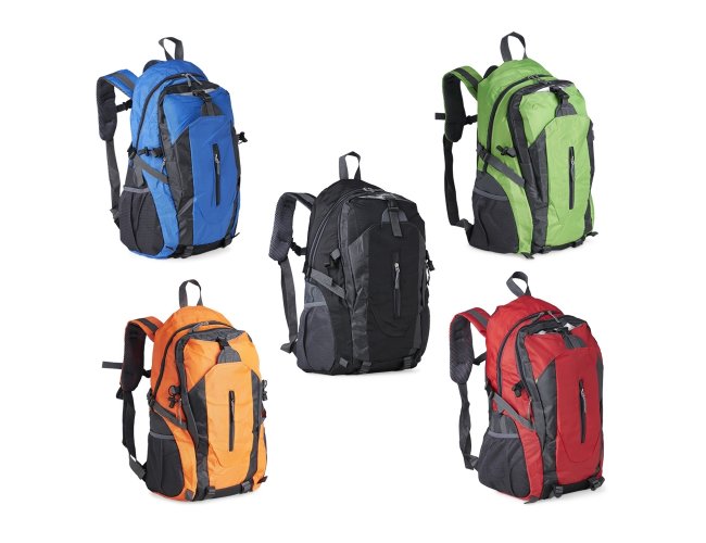 Mochila esportiva de 28 litros em nylon resistente  gua com quatro compartimentos, sendo o principal com bolso para no