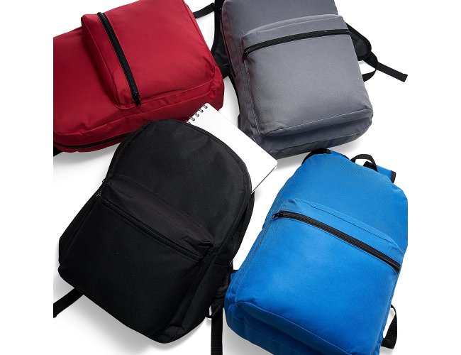 Mochila de nylon 17 litros com dois compartimentos.